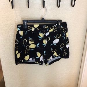 Lemon shorts